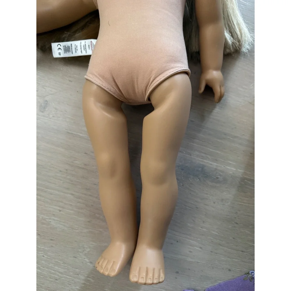 American Girl Truly Me Doll Blonde Hair Blue Eyes Purple Cardigan Skirt Outfit